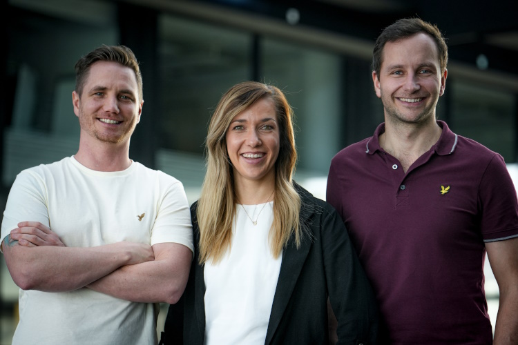 The young and friendly founding team around Mario Schlüter, Barbara S. and Konrad F. (from left to right)